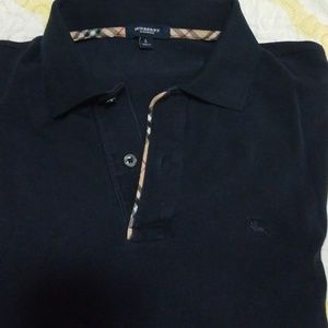 Burberry  shirt in very good condition navy blue.
